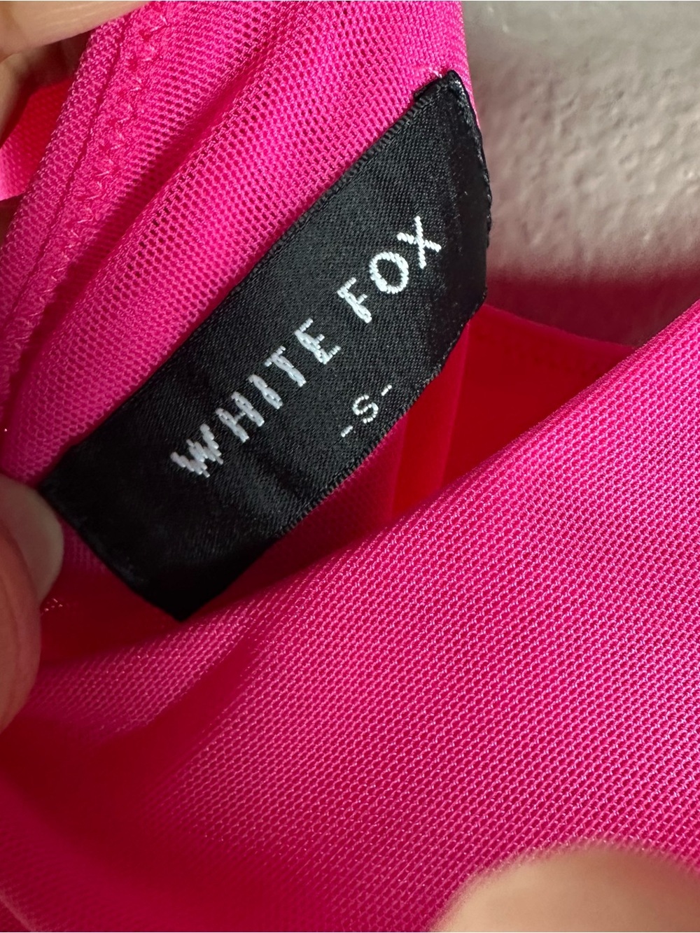 White Fox Boutique Don’t tell me now mini dress in hot pink SZ:S - Picture 7 of 7